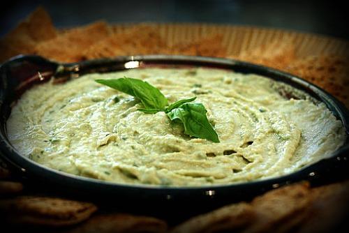 hummus cu menta