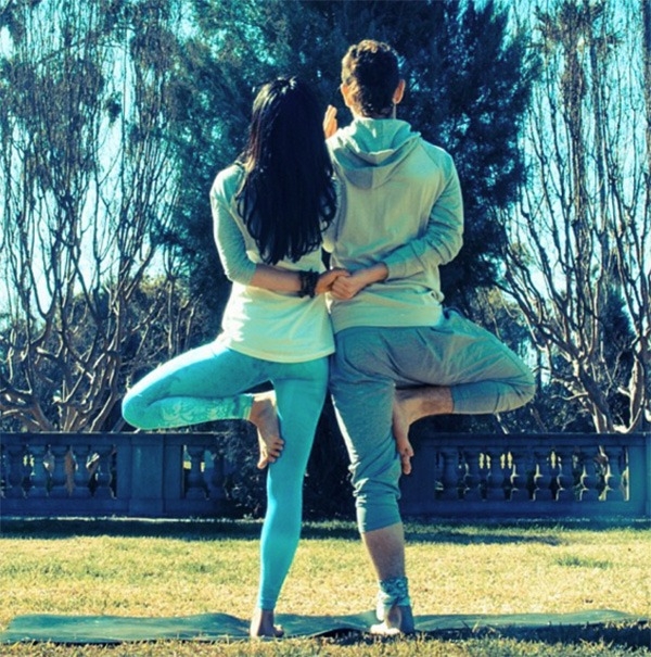 Vrikshasana-couple