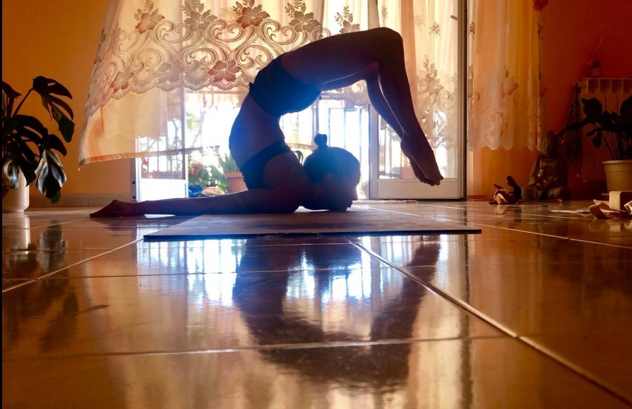 tiziana-falcone-Gandha-Bherundasana