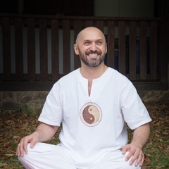 calin-virgil-instructor-yoga