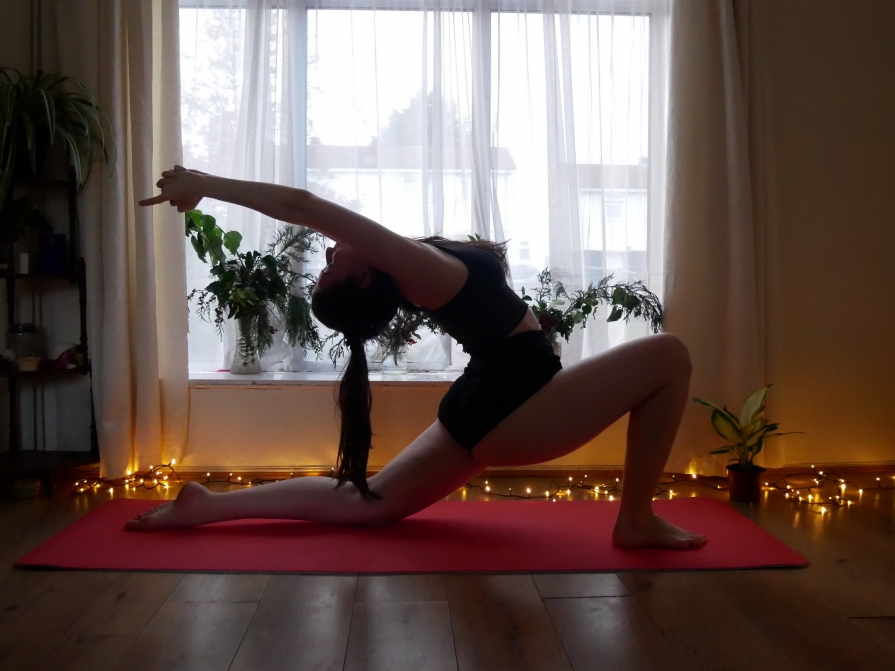 Lia-marin-instructor-yoga