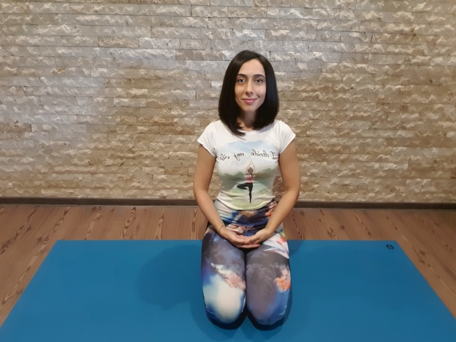 Beatrice-Bârgăoanu-instructor-yoga