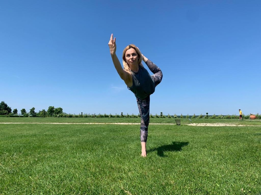 Mihaela-Adina-Roșianu-instructor-yoga