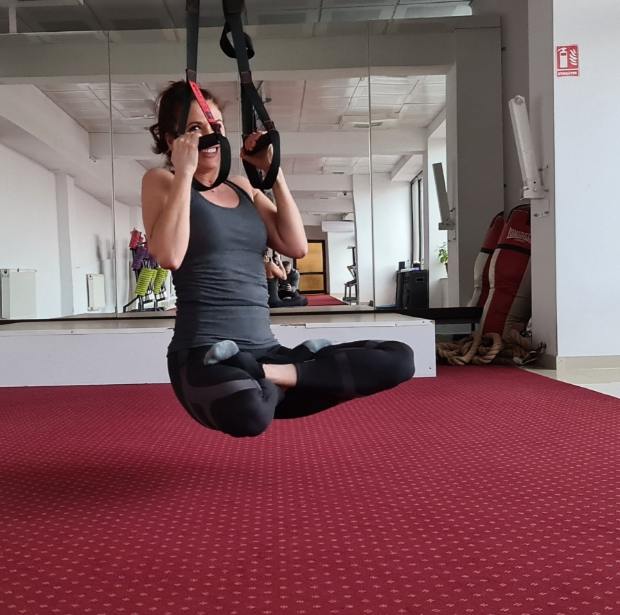 Nicoleta-papuc-instructor-yoga