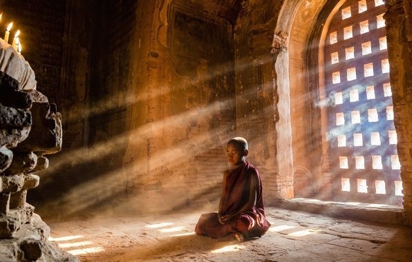 Bandhara - o zi intreaga de meditatie intensa & Hatha Yoga Bandhara - o zi intreaga de meditatie intensa & Hatha Yoga