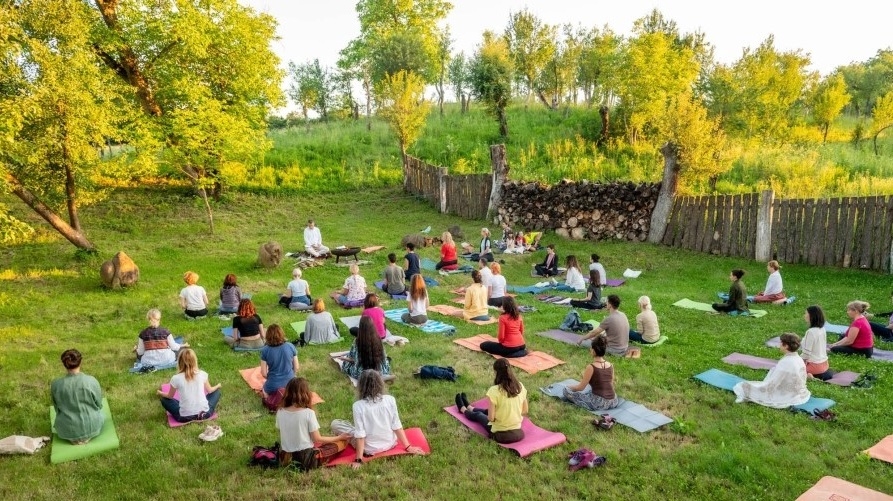 retreat yoga iunie Retreat yoga iunie