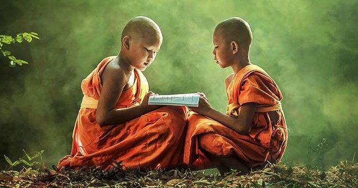 5 invataturi esentiale din Cartea Tibetana a Vietii si a Mortii 5 invataturi esentiale din Cartea Tibetana a Vietii si a Mortii