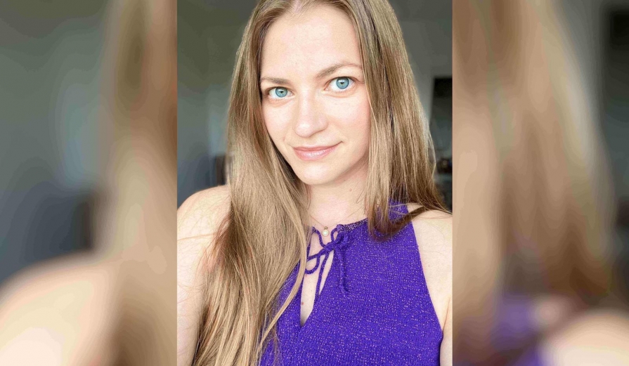 Alice Rosentzweig: ”Prin yoga și meditație mi-am cultivat respectul față de întreaga mea ființă.” Alice-Rosentzweig-instructor-yoga