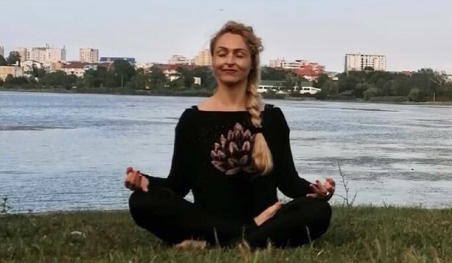 Alina Ungureanu: „Yoga este iubirea autentică” Alina-Ungureanu