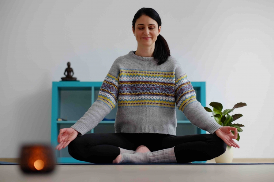 Antonela Pantea: „Yoga a venit în viața mea ca un CADOU din partea Universului.” antonela-pantea-instructor-yoga