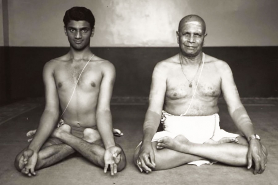 Ashtanga yoga autentica este pe cale de disparitie Ashtanga yoga autentica este pe cale de disparitie