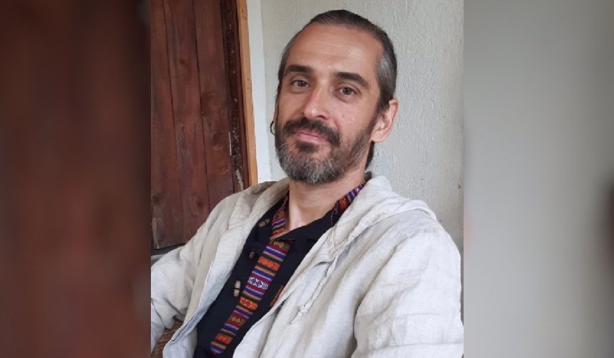 Bogdan Răcoreanu: „Yoga ne susține să ne reamintim cine suntem.” Bogdan-Răcoreanu-instructor-yoga