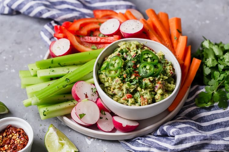 Cea mai gustoasa reteta de guacamole Cea mai gustoasa reteta de guacamole