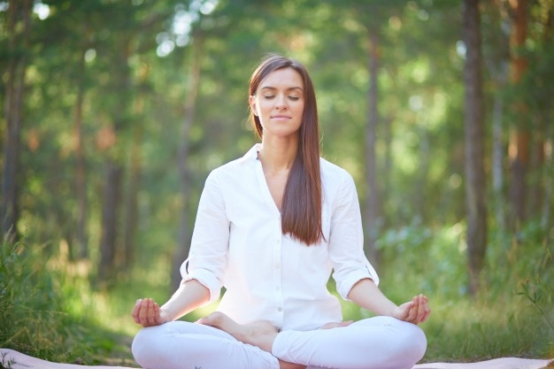 Cele 3 elemente care garanteaza succesul in practica yoga Cele 3 elemente care garanteaza succesul in practica yoga