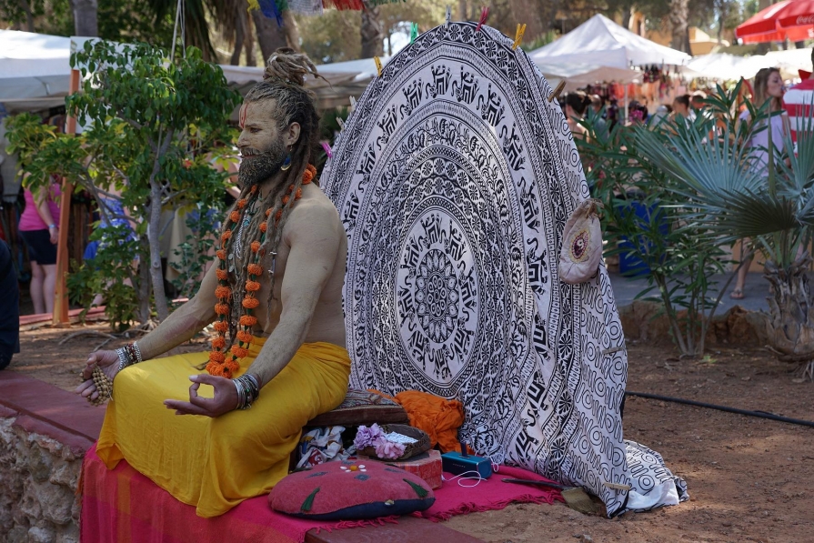 Cele 4 tipuri de practicanți în hinduism practican-hindus-yoga