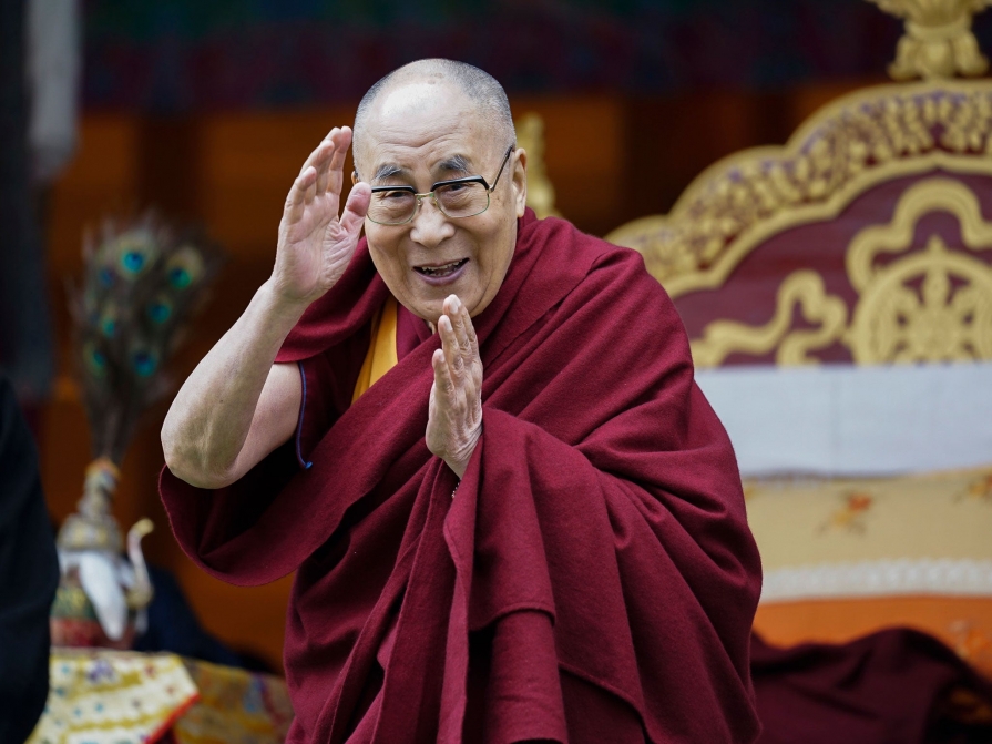 Dalai Lama Si Lama Zopa Rinpoche Recomanda Aceste Mantre Contra Coronavirusului