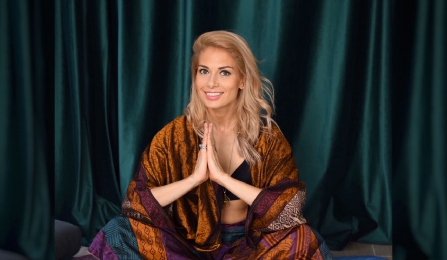 Dana Cristiana Pasol: „Iubesc Yoga în toate aspectele ei” Dana-Cristiana-Pasol-yoga