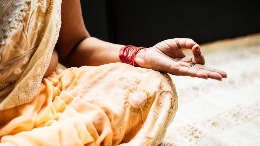 cuvinte sanscrite, Ayurveda, Ananda, Asana, Ahimsa, Avidya, Asthanga, Brahma Nadi, Bhakti, Citta, Drishti, Dhyana, Devanagari, Kosha, Kundalini, matra, mandala yoghin