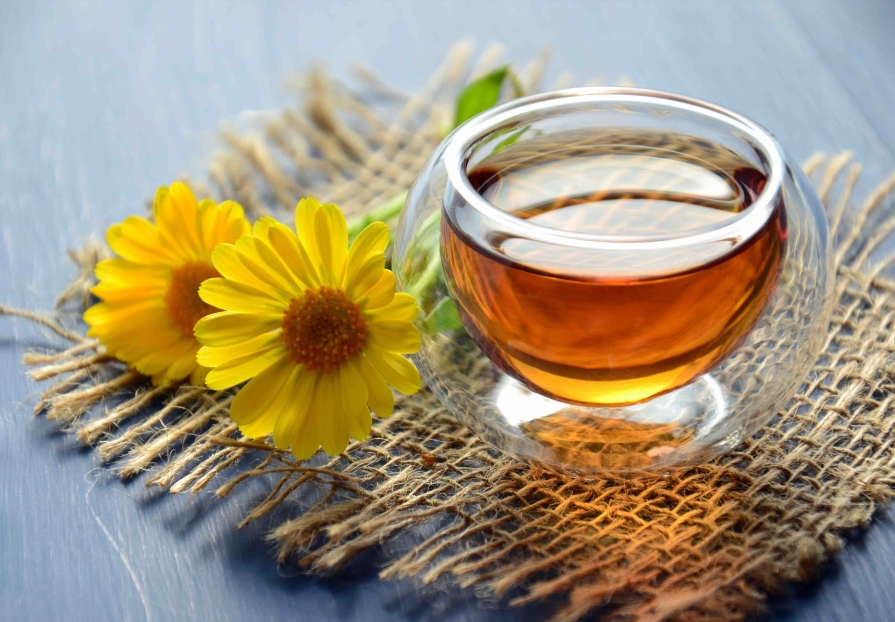 Dinacharya- Ritualul unei zile sănătoase (II) ceai-ayurveda-floare