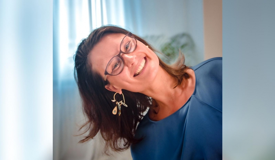 Estera Tinca: „Yoga este parte integrantă a drumului meu și drumul meu se înscrie în spațiul ei vast.” Estera-Tinca-instructor-yoga