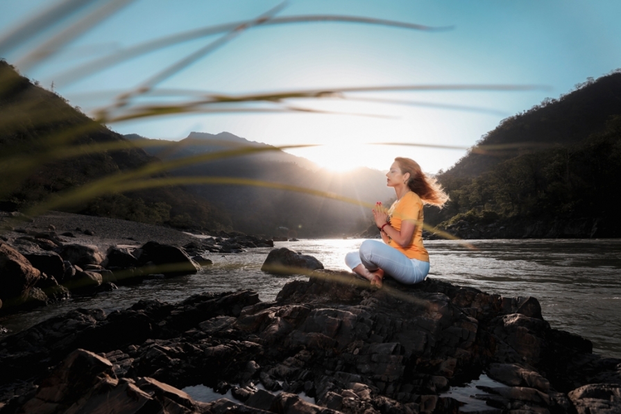 Interviu Adina Plesa: “Yoga este fundatia care sustine viata mea” Interviu Adina Plesa: “Yoga este fundatia care sustine viata mea”