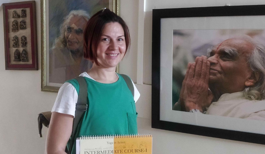 Lavinia Botoşineanu: yoga reprezintă o cale către o stare de echilibru Lavinia-Botoşineanu