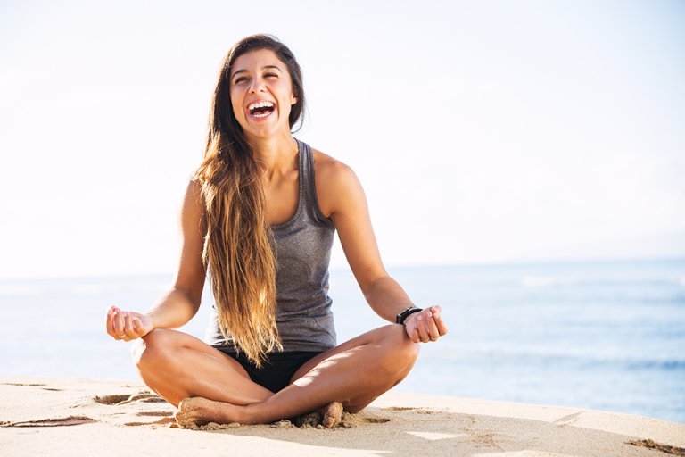 Meditatia prin zambet si ras te ajuta sa fii sanatos si chiar sa intineresti Meditatia prin zambet si ras te ajuta sa fii sanatos si chiar sa intineresti