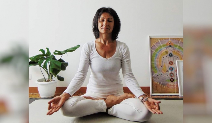 Mihaela Matei: „Yoga este un sistem complet creat pentru a-l ajuta pe om, să aducă atenția de la exterior la interior.” Mihaela-matei