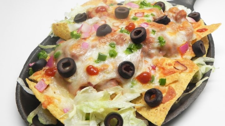 Reteta de nachos vegetarieni crocanti si picanti Reteta de nachos vegetarieni crocanti si picanti