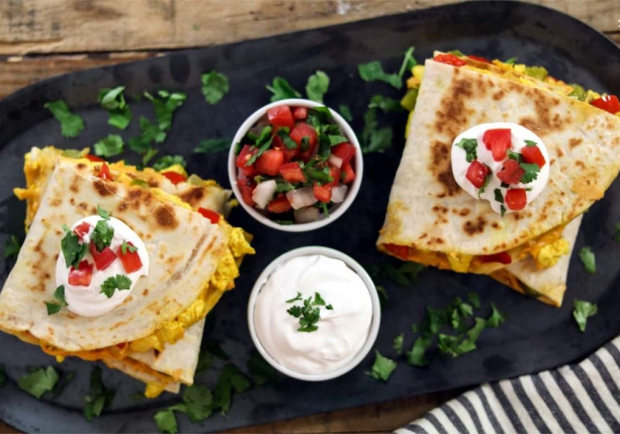 Reteta delicioasa de quesadilla vegetariana Reteta delicioasa de quesadilla vegetariana