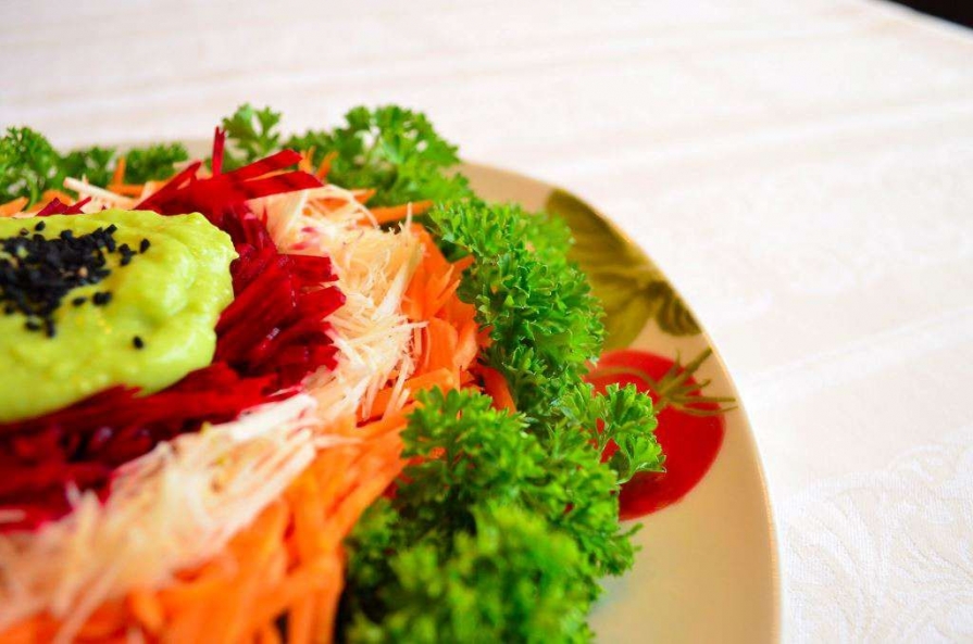 salata de cruditati salata-cruditati
