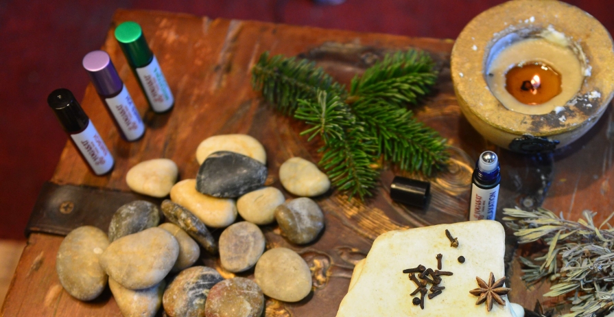 Uleiurile esențiale - Elixirurile magice ale naturii uleiuri-esentiale-yogasatshop