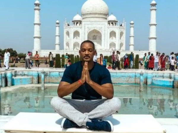 Will Smith si familia sa practica yoga si invata din scrierile stravechi Will Smith si familia sa practica yoga si invata din scrierile stravechi