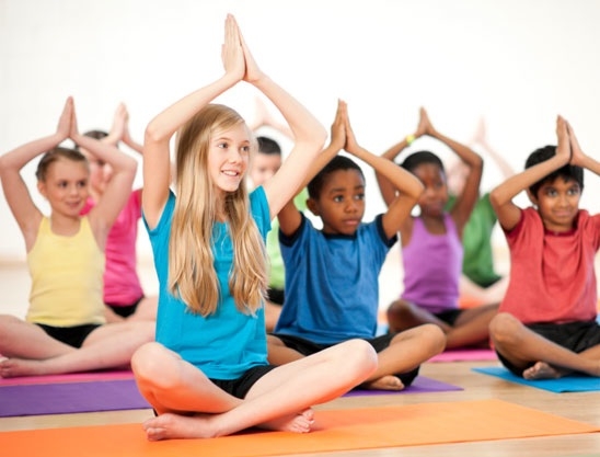 Yoga ar putea face diferenta dintre esec si succes in viata copiilor, potrivit studiilor stiintifice Yoga ar putea face diferenta dintre esec si succes in viata copiilor, potrivit studiilor stiintifice