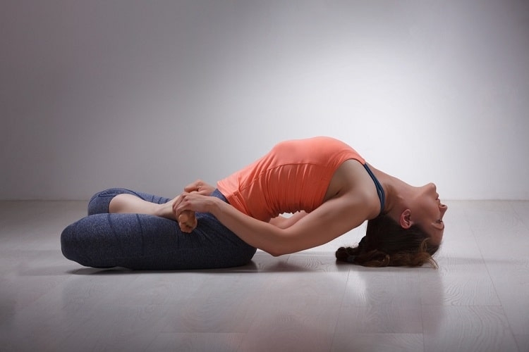Matsyasana - creator al unei noi ere femeie-Matsyasana