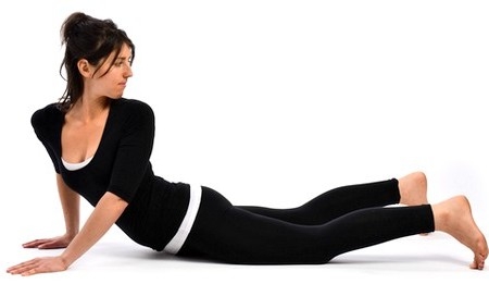 Tiryaka Bhujangasana Tiryaka Bhujangasana