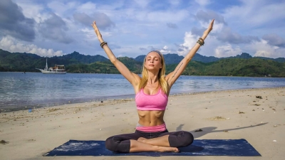 5 asane si 5 motive sa-ti incepi ziua cu yoga 5 asane si 5 motive sa-ti incepi ziua cu yoga