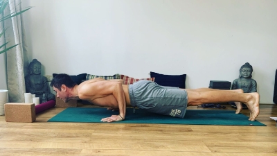 Alex-Filimon-instructor-yoga