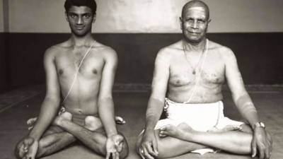 Ashtanga yoga autentica este pe cale de disparitie