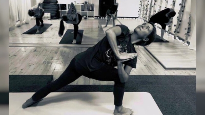 Carmina-Dilimoț-instructor-yoga