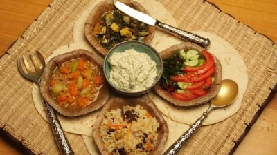 Ghid pentru începători: Cum să mănânci precum un yoghin