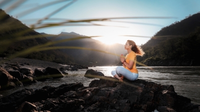 Interviu Adina Plesa: “Yoga este fundatia care sustine viata mea”