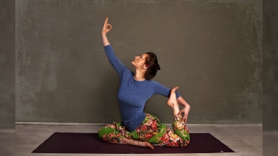 Maria-Doboș-instructor-yoga