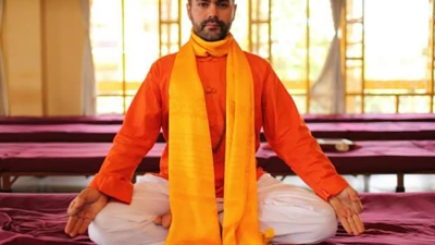 Marius Vornicescu: „Yoga nu este în afara mea și nu este doar un curs la care mă simt bine” marius vornicescu-asana-yoga