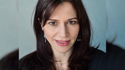 Nicoleta-papuc-instructor-yoga