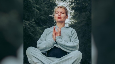 Raluca-Alexandra-Popescu-instructor-yoga