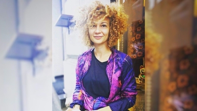 Raluca-Nicolaescu-instructor-yoga