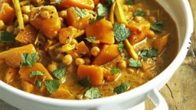 Reteta vegana: Curry cu naut si cocos