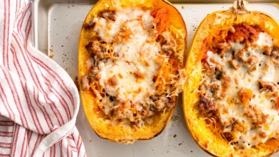 Reteta vegetariana: Dovleac placintar, gatit in stil italian