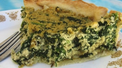 Reteta vegetariana: Quiche cu spanac si tofu